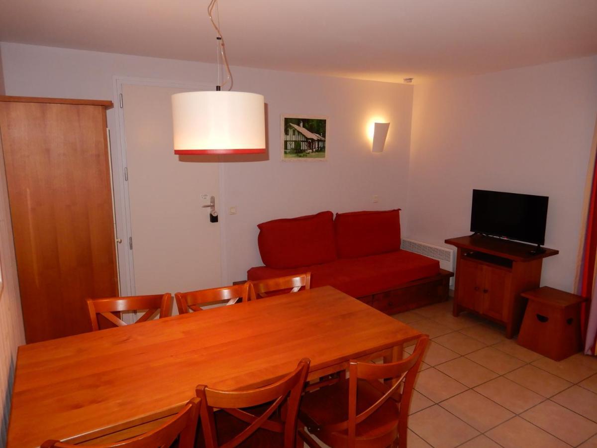 Appartement Au Domaine Du Golf Dans Residence De Vacance Мольєтс-е-Маа Екстер'єр фото